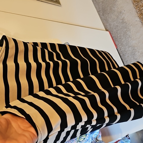 J.MacLaughlin CATALYST dress - Picture 4 of 6